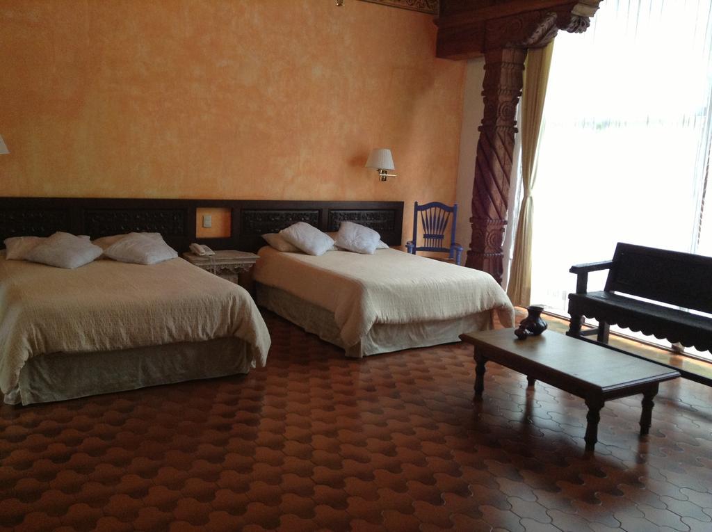 Hacienda San Pedro Ξενοδοχείο Uruapan  Δωμάτιο φωτογραφία